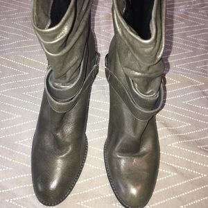 STUART WEITZMAN BOOTS